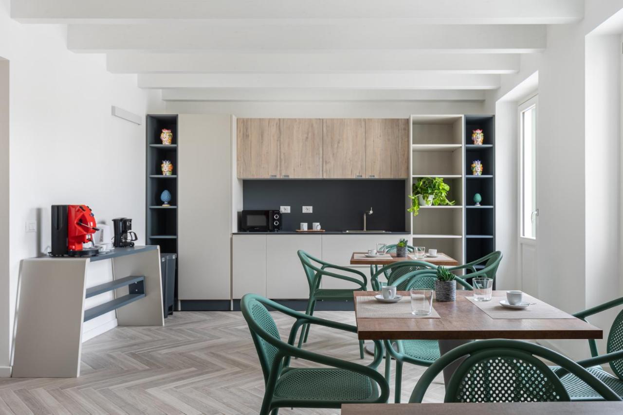 Principe di Paterno' - Budget Double Rooms&Breakfast Palermo Esterno foto